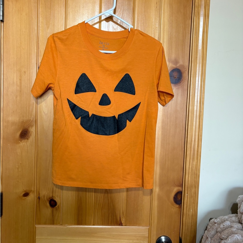 Zoe & Liv Halloween T-shirt Women's Medium Orange Pumpkin Face Top